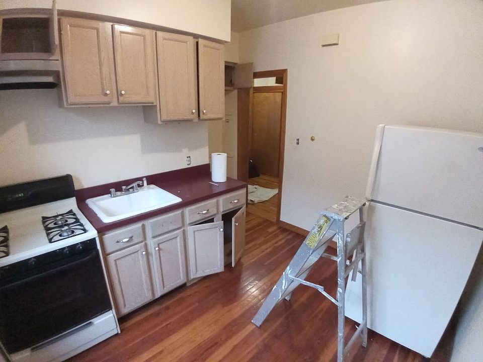 1st image of 25-09 24th Ave #3A