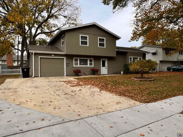 5400 SW 24th St, Topeka, KS 66614