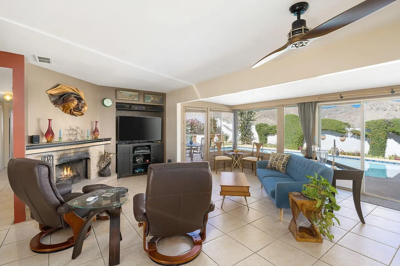 37657 Bankside Dr — Photo 3