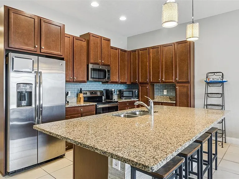 193 Captiva Dr — Photo 10