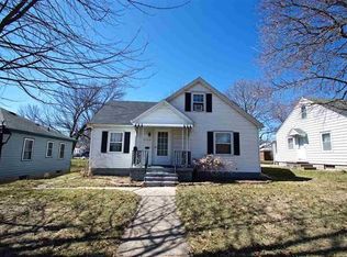 2008 Esplanade Ave, Davenport, IA 52803