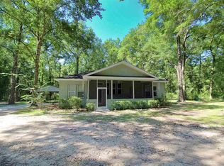 75 Northwood Ln, Crawfordville, FL 32327