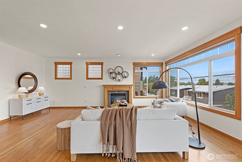 4th image of 16 Florentia Street
