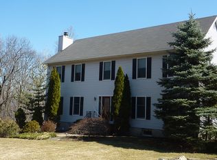 4 Stoneleigh Ter, Riverdale, NJ 07457