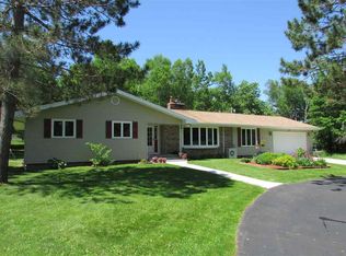 4957 Woodland Ave, Duluth, MN 55803