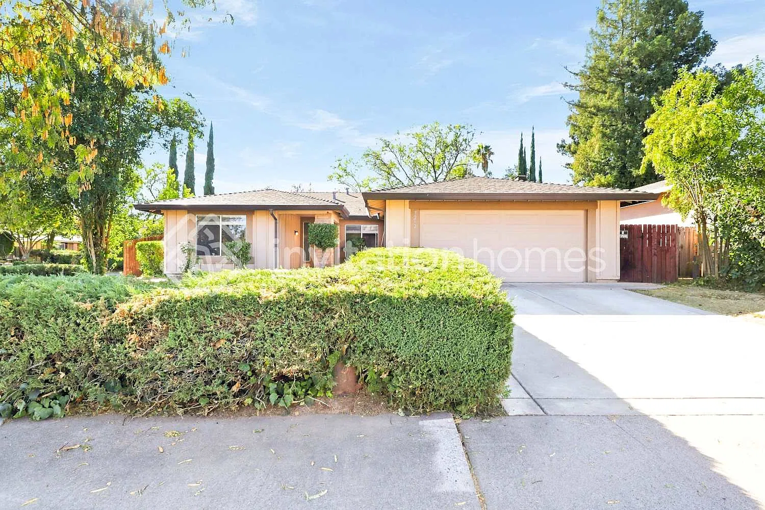 3212 Cinnabar Ct Sacramento, CA 95826 — Photo 1