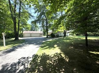 4084 Hartman Rd, Sodus, MI 49126