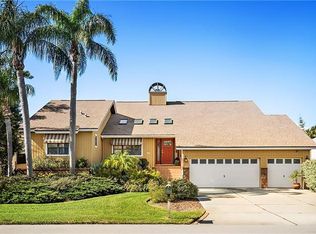 432 7th Ave N, Tierra Verde, FL 33715
