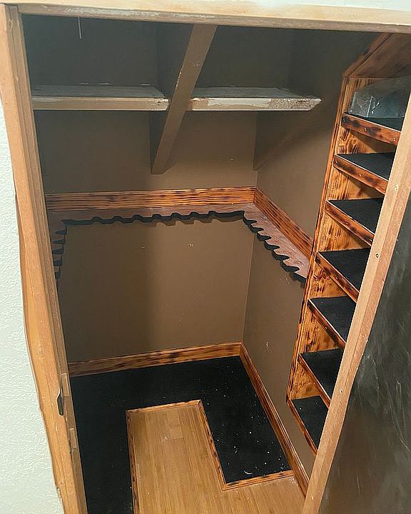 1621 Cheyenne Ave, Douglas, WY 82633 Zillow