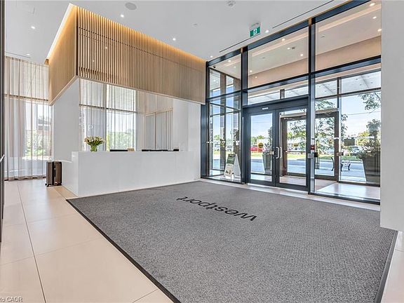 4th image of 28 Ann St #414