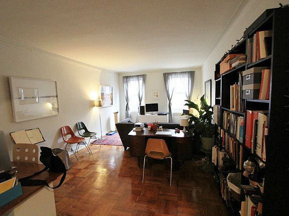 3rd image of 4750 41st St APT 5A