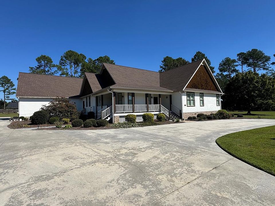 1st image of 226 Leyland Dr