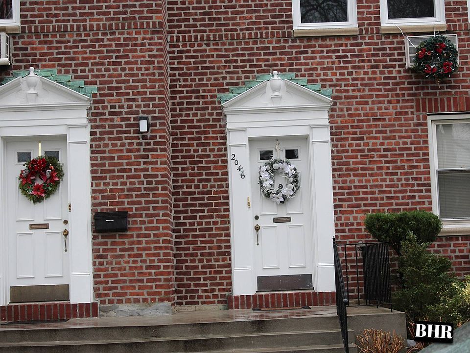 1st image of 2046 E 57th St
