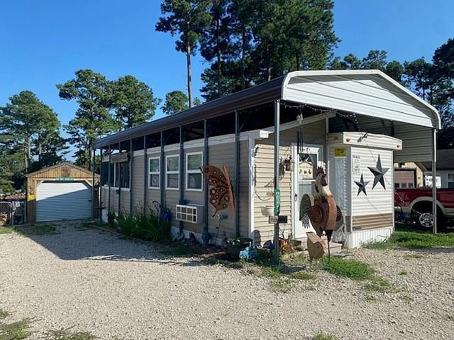1st image of 6067 Periwinkle Dr