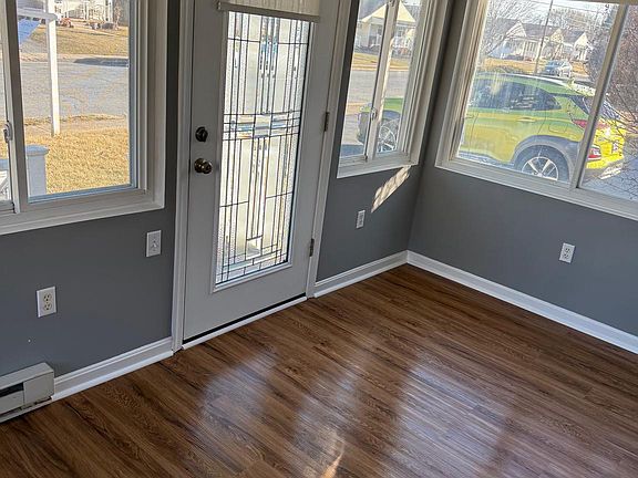 4th image of 311 Redwood Ave