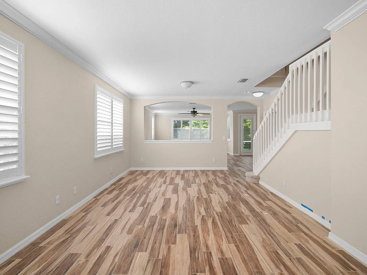 5 bed, 3119 sqft, $4,000 — Photo 2