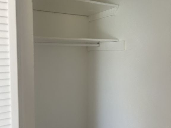 3rd image of 430 S Washington St #11567082