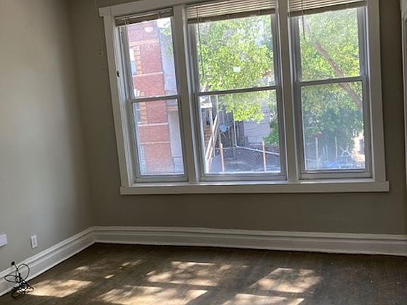 2nd image of 946 N California Ave APT 2F