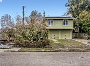 857 NE Hood St, Hillsboro, OR