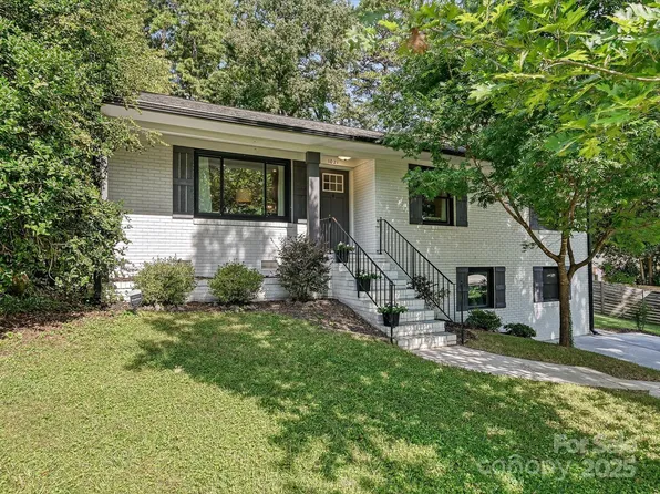 1021 Nancy Dr, Charlotte, NC 28211