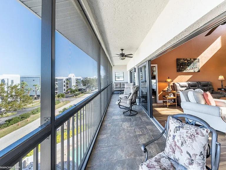 1801 Jamaica Way #331 — Photo 32