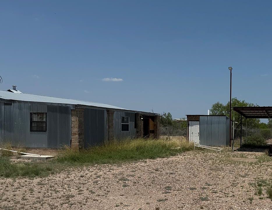 1st image of 11784 &11796 US highway 277 N