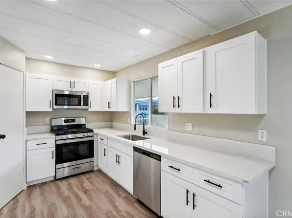 30885 Palmetto Palm Ave, Homeland, CA 92548