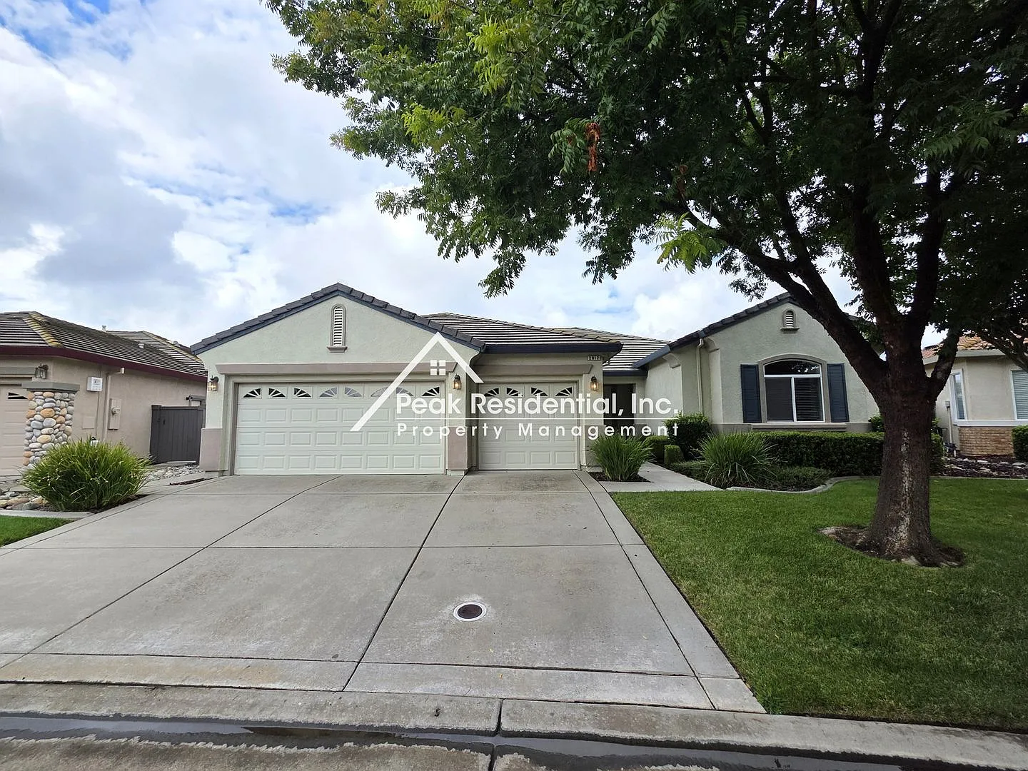 2812 Robinson Creek Ln photo 1