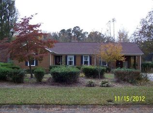 2304 Hodges Rd, Kinston, NC 28504