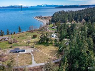 388 Reeder Bay Rd, Coupeville, WA 98239
