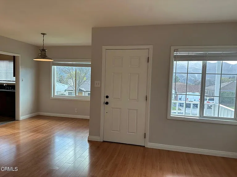 3739 Fairesta St — Photo 5