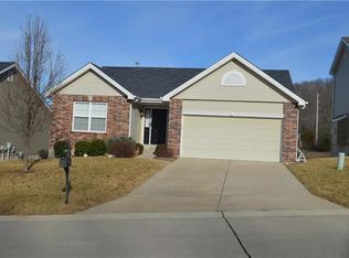 1112 Maywood Dr, Eureka, MO 63025