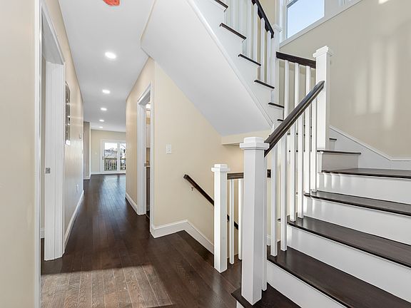 3rd image of 64 Bradbury Ave