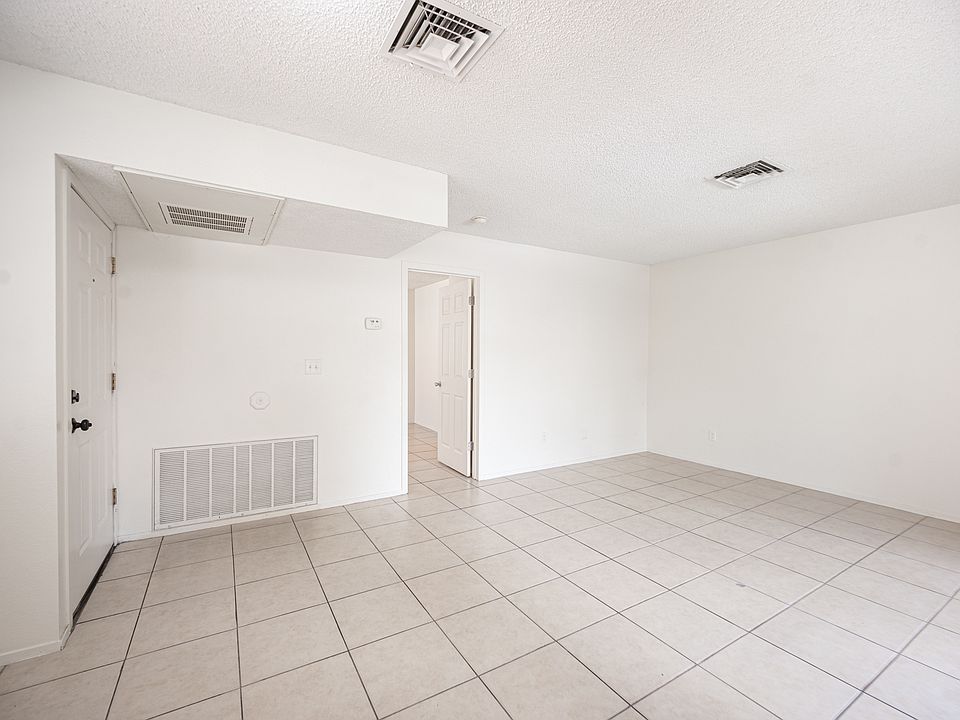 1st image of 4729 Nara Vista Way Unit 202-1