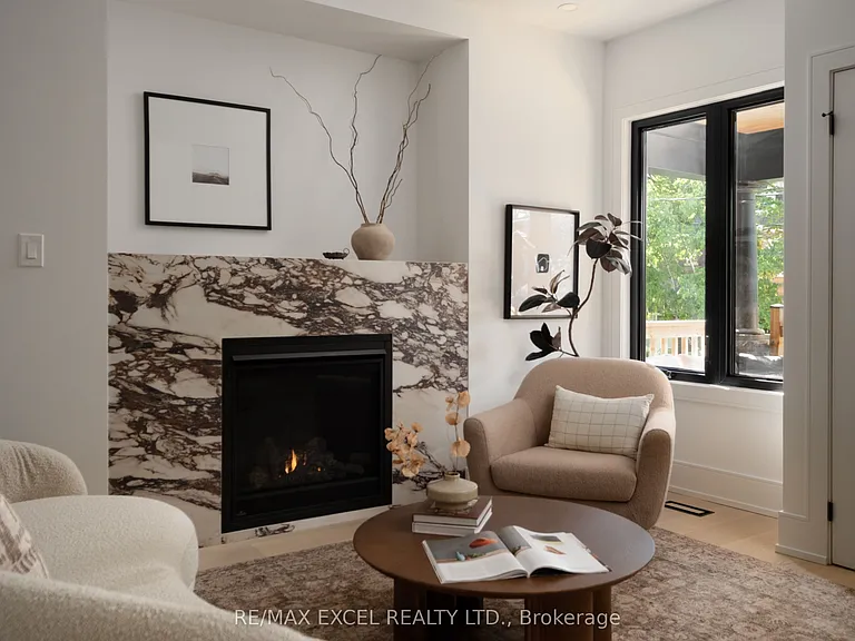 254 Bain Ave — Photo 8