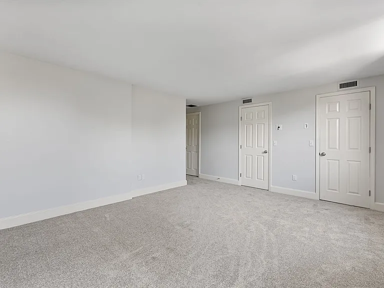 403 Marlborough St #13C — Photo 22
