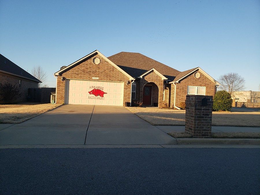 1st image of 11015 Cypress Xing