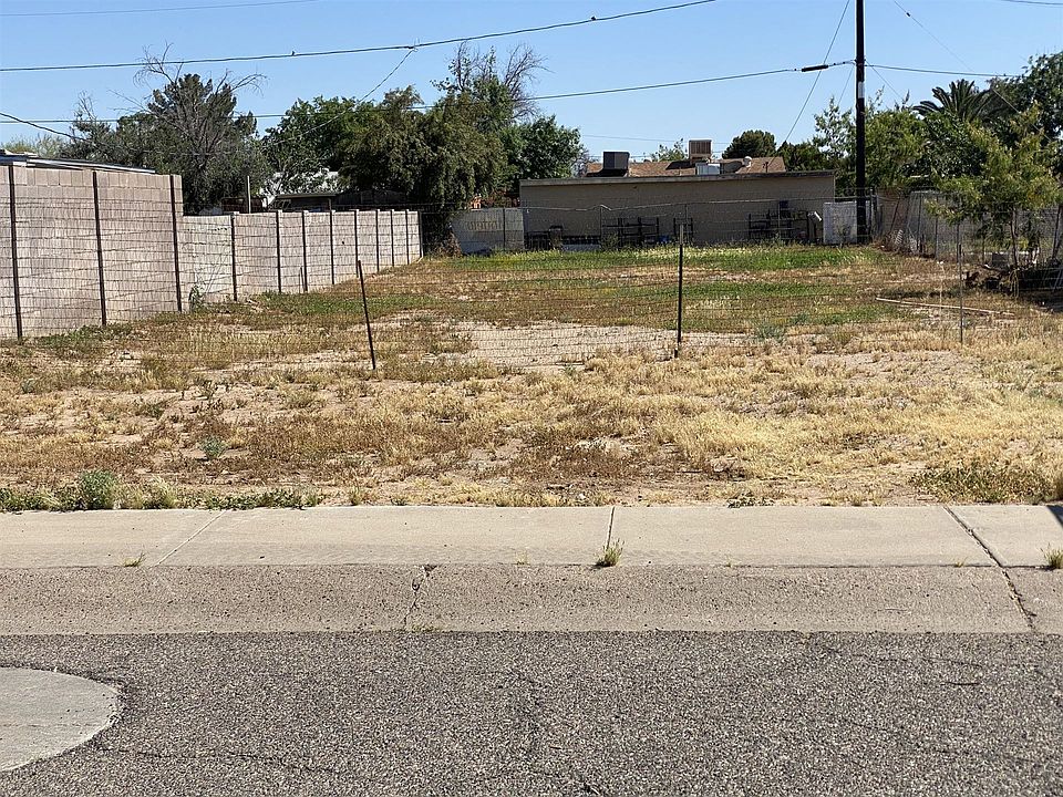 2nd image of 5329 W Gardenia Ave