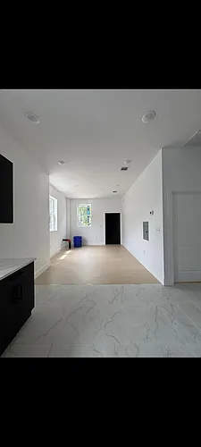 12 Thomas St Photo 1