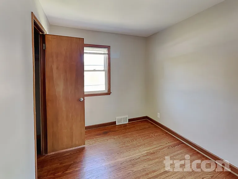 7333 Harriet Ave — Photo 12