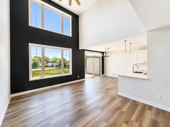 14163 Parkview Ln NW, Prior Lake, MN 55372