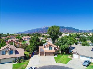 3374 N Silver Berry Dr, Rialto, CA 92377