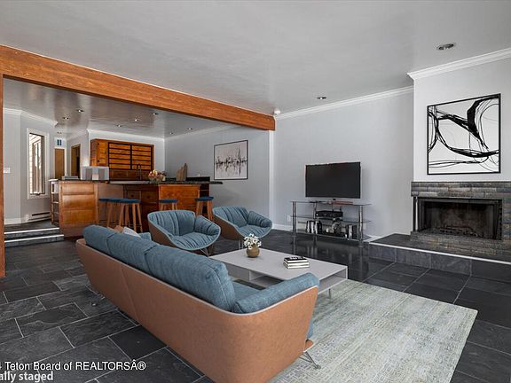 4th image of 530 E Sagebrush Dr #5-3