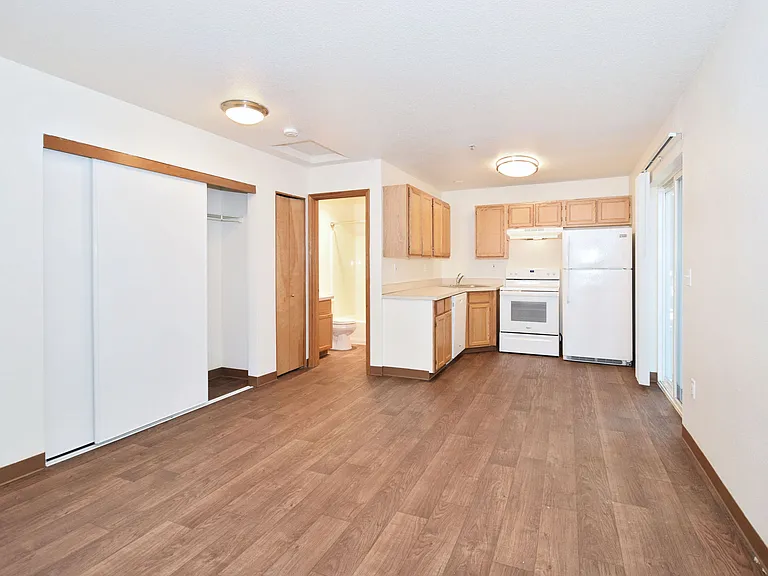 Pleasant Ridge Apartments — Photo 54
