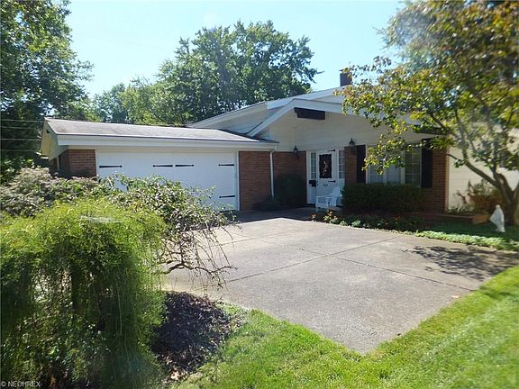 2nd image of 3664 Fairlawn Dr