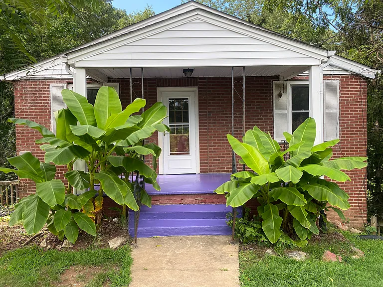 166 Courtland Pl #UP — Photo 2
