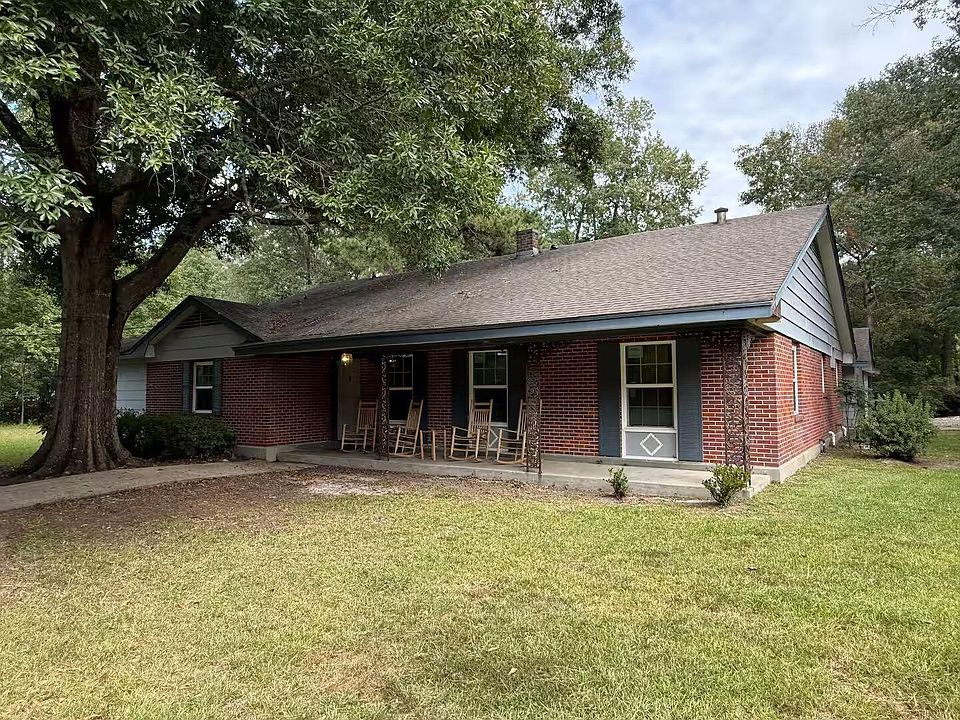 1st image of 2707 Julienne Pl