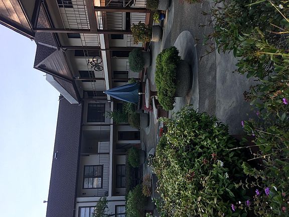 3rd image of 1106 El Camino Real