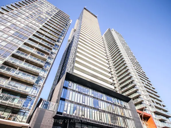 28 Wellesley St E #2310, Toronto, ON M4Y 0C4