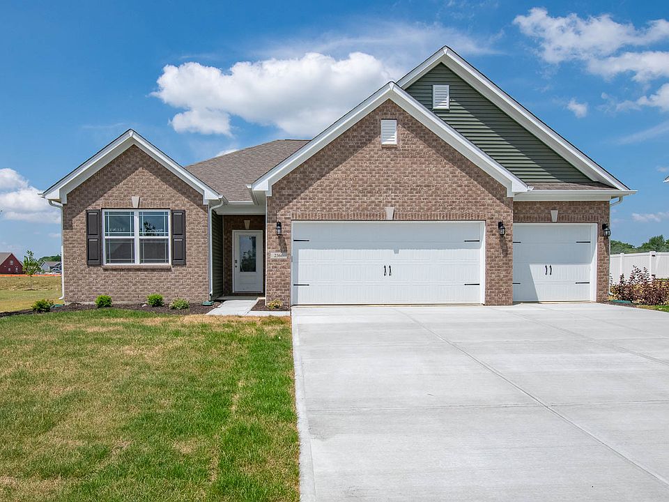 1st image of 2366 Pinehurst Dr